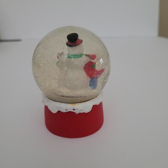 Festive Snowman 'JOY' Snow Globe - Perfect Holiday Decor - Picture 6 of 11